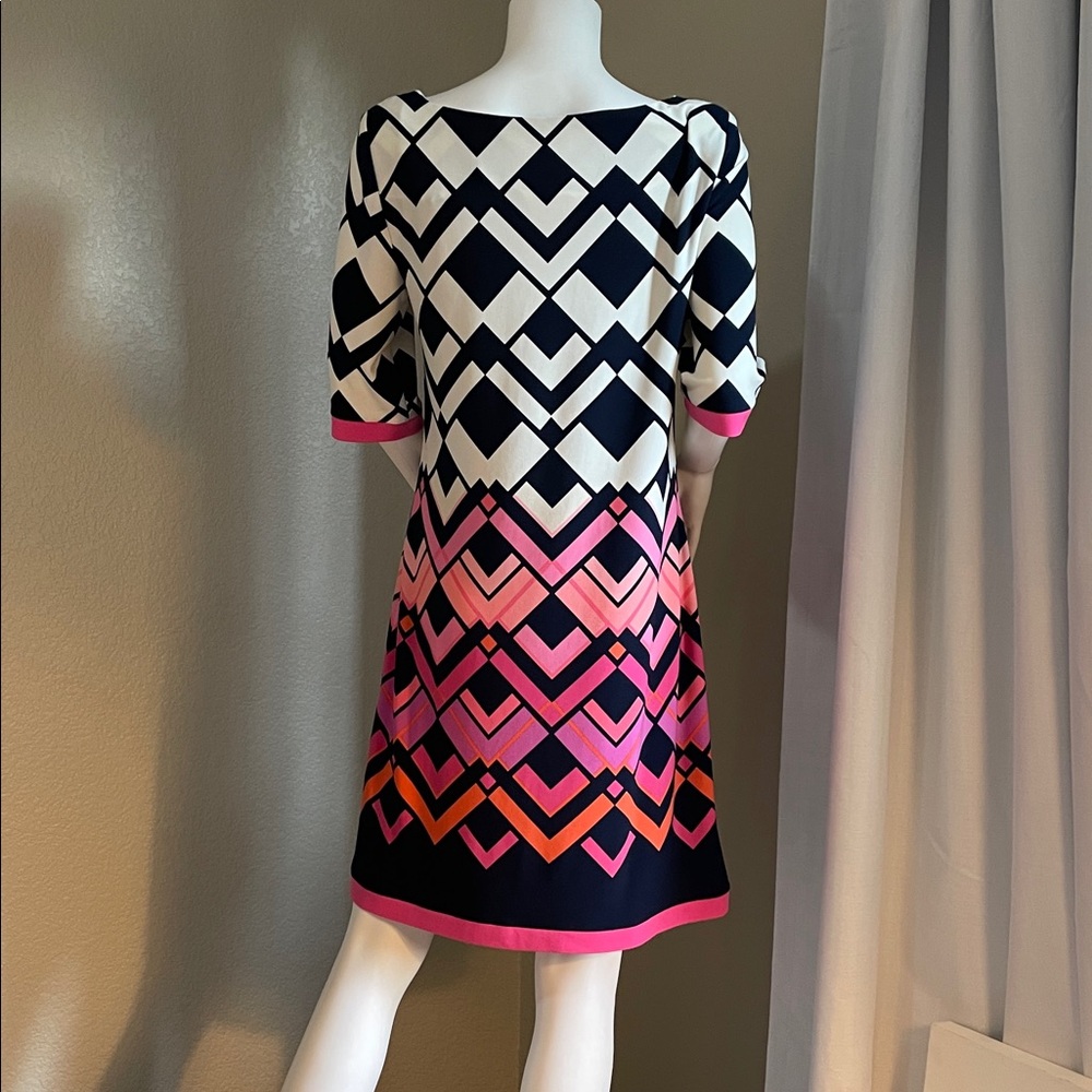 Eliza J shift dress Geometric, 3/4 sleeves, preppy, Excellent condition - Picture 4 of 9